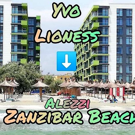 Apartamento Yvo Lioness&Mamaia Nord Năvodari Exterior foto