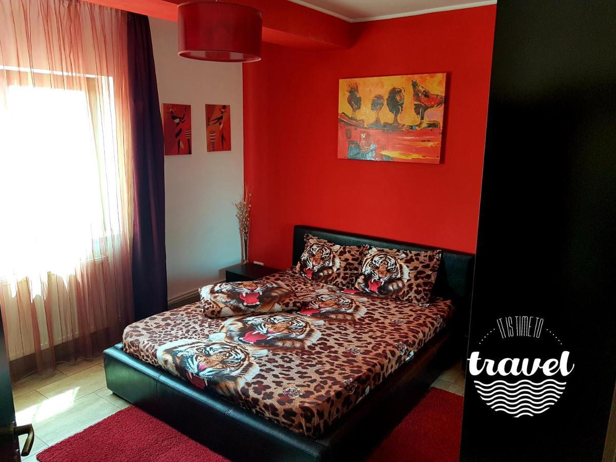 Apartamento Yvo Lioness&Mamaia Nord Năvodari Exterior foto
