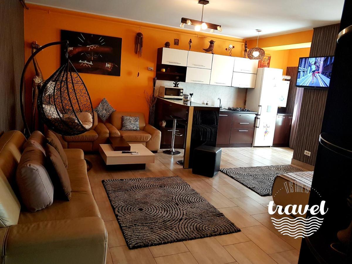Apartamento Yvo Lioness&Mamaia Nord Năvodari Exterior foto